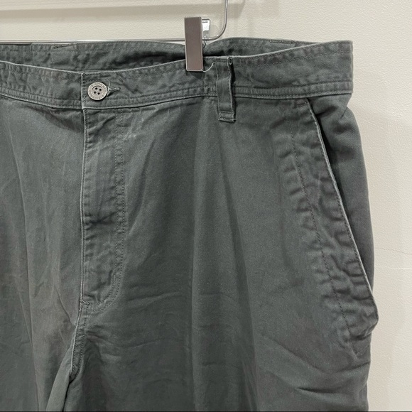 Columbia Roc II Short Grey Cargo 44w10L Omni-Shade - Picture 4 of 8